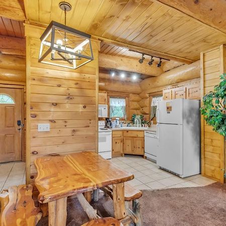 Royal Views - Private Mountain Top Cabin Cabin Gatlinburg Exterior photo