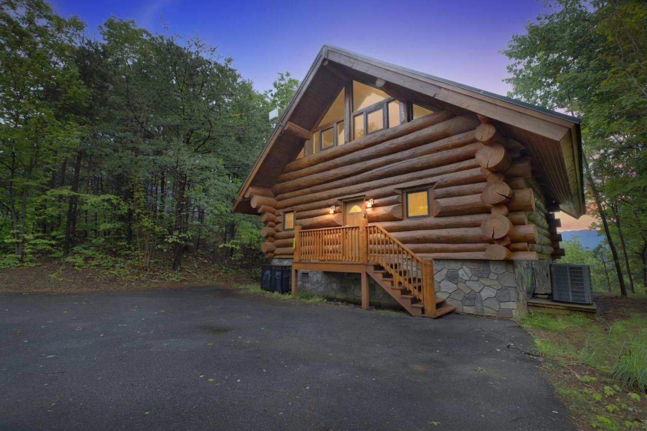 Royal Views - Private Mountain Top Cabin Cabin Gatlinburg Exterior photo